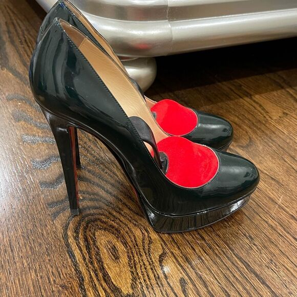 Authentic Christian Louboutin Bianca heels - Picture 2 of 4